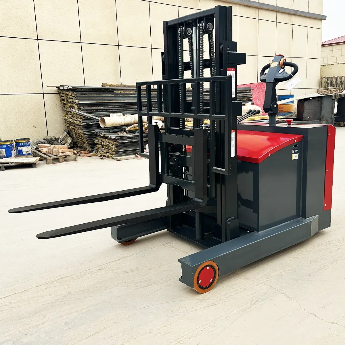 Reach Truck