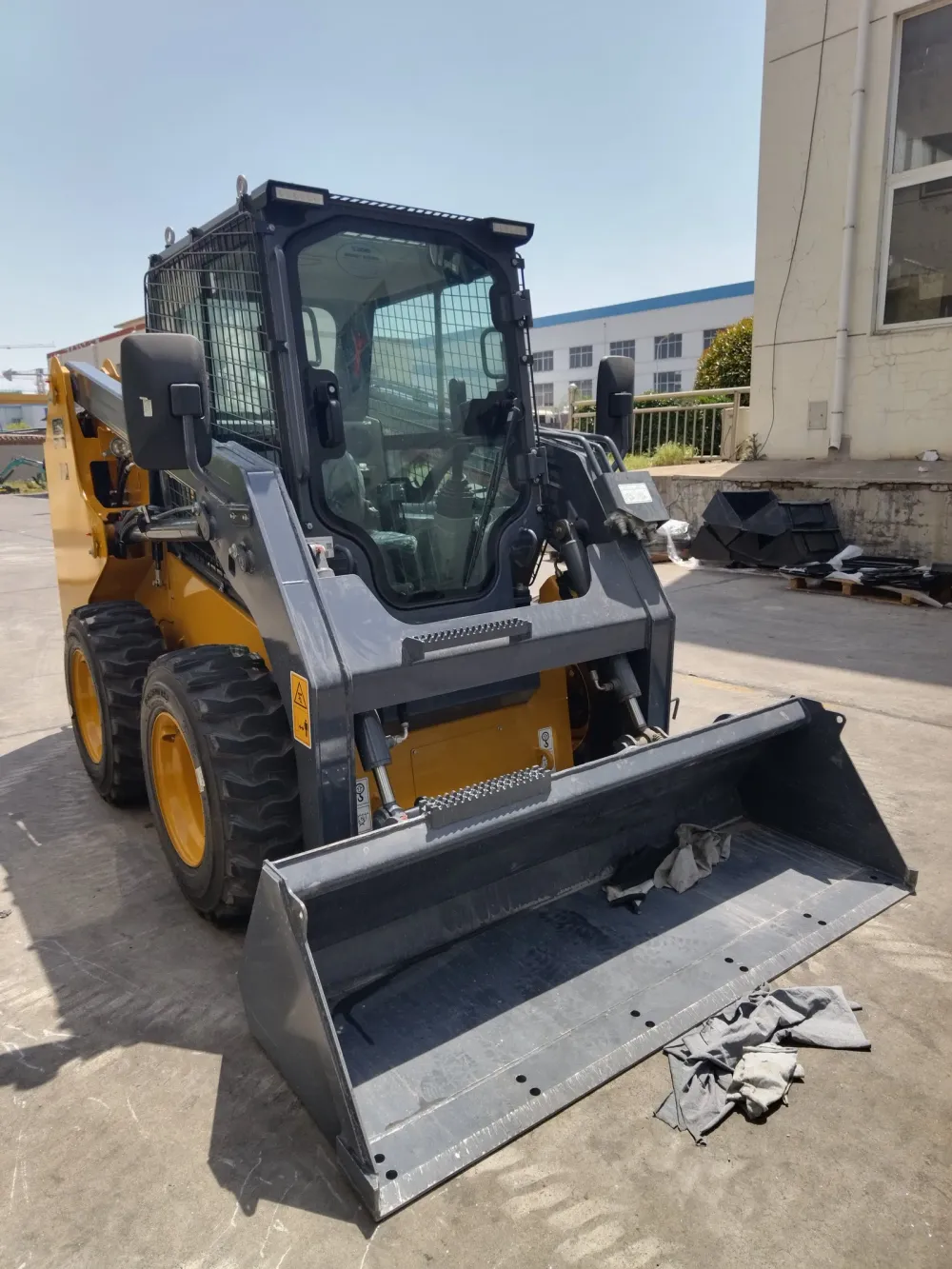 Skid Steer Model Specs: CAT, Bobcat, Case, John Deere & More Compared