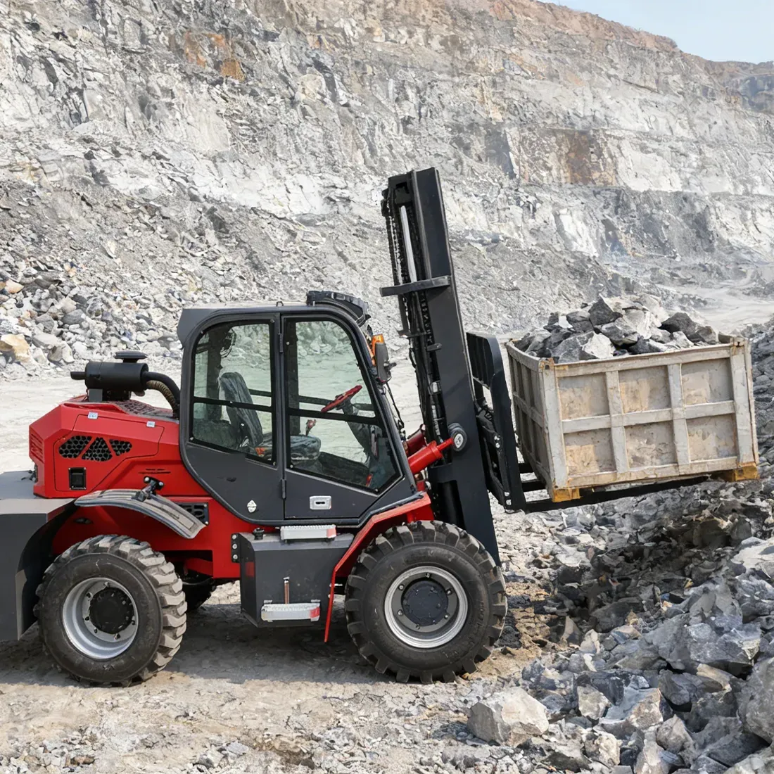 ZM-35 Rough Terrain Forklift — view 4